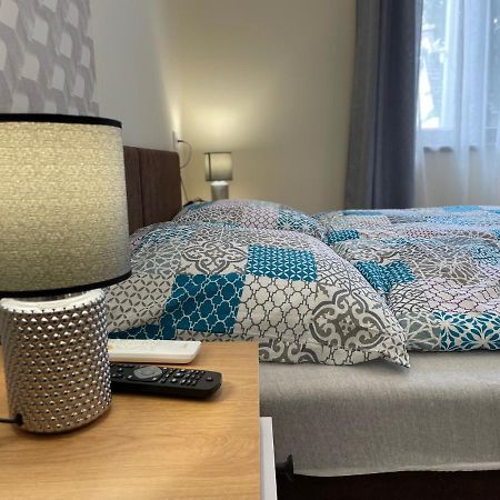 Kovacs Apartmanhaz Kiskunhalas Luaran gambar