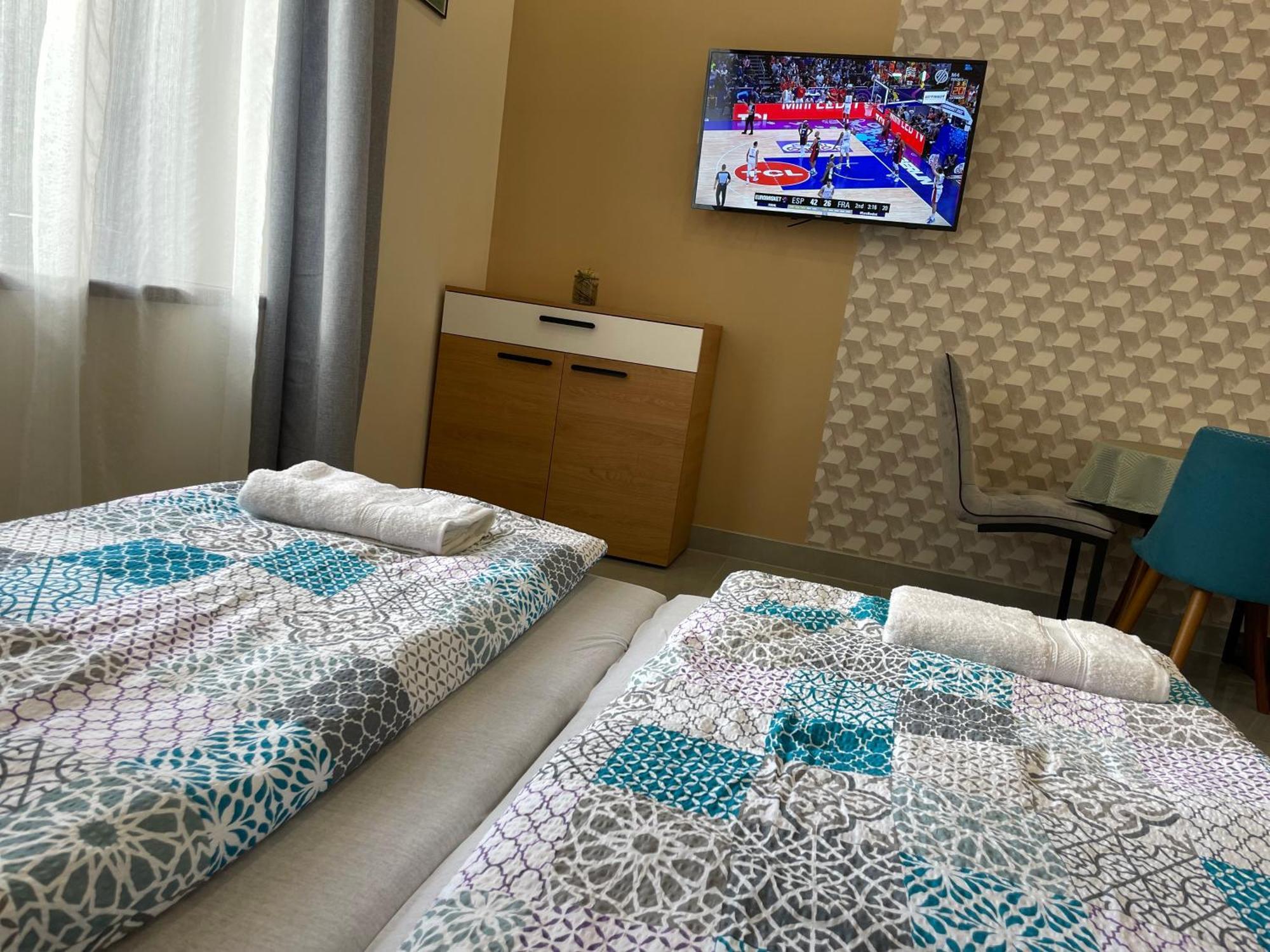Kovacs Apartmanhaz Kiskunhalas Bilik gambar