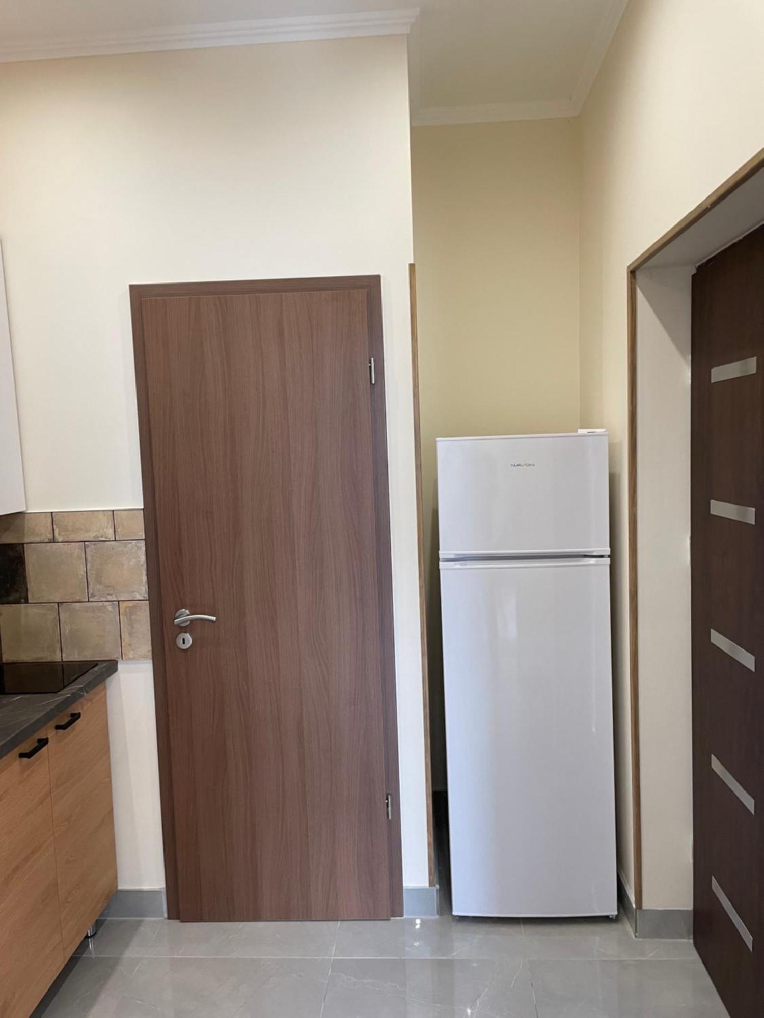 Kovacs Apartmanhaz Kiskunhalas Bilik gambar