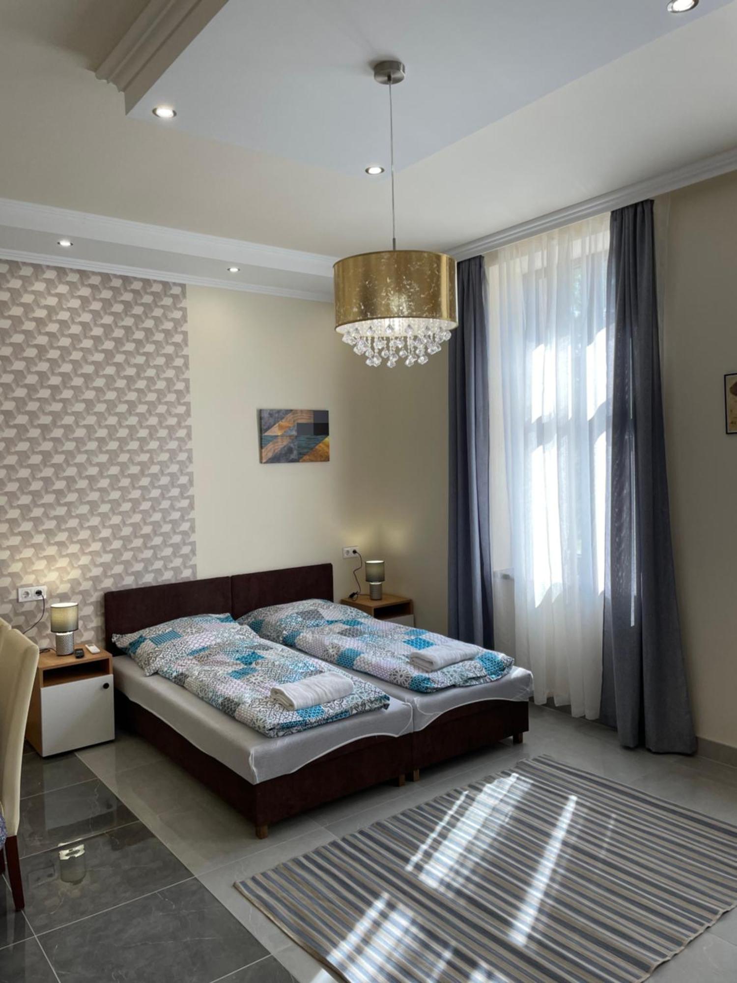 Kovacs Apartmanhaz Kiskunhalas Bilik gambar