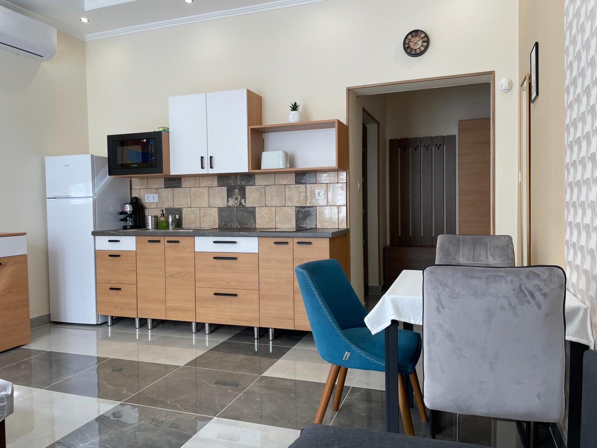 Kovacs Apartmanhaz Kiskunhalas Bilik gambar